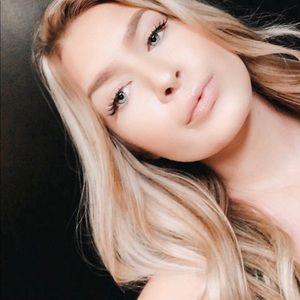 Meet your Posher, Bailey